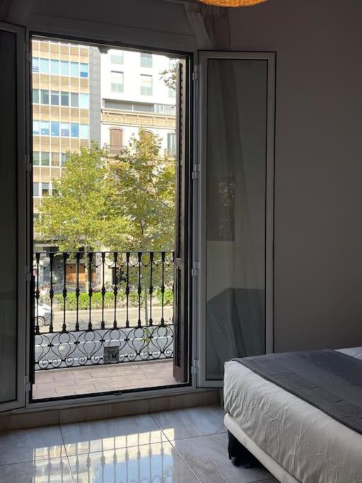 Апартаменты Paseo De Gracia Gran Via De Les Corts Catalanes Барселона Экстерьер фото
